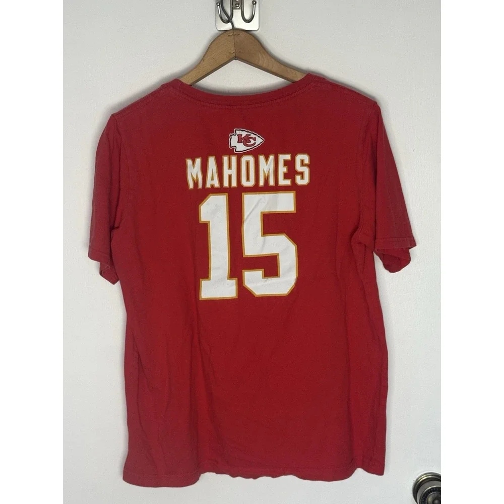 NFL Team Apparel Kansas City Chiefs Patrick Mahomes Youth XXLarge 18 Tee Shirt - Picture 5 of 6